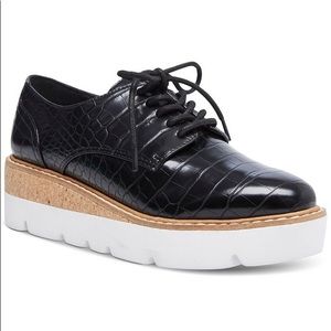 Steve Madden Wrenley Wedge Oxford